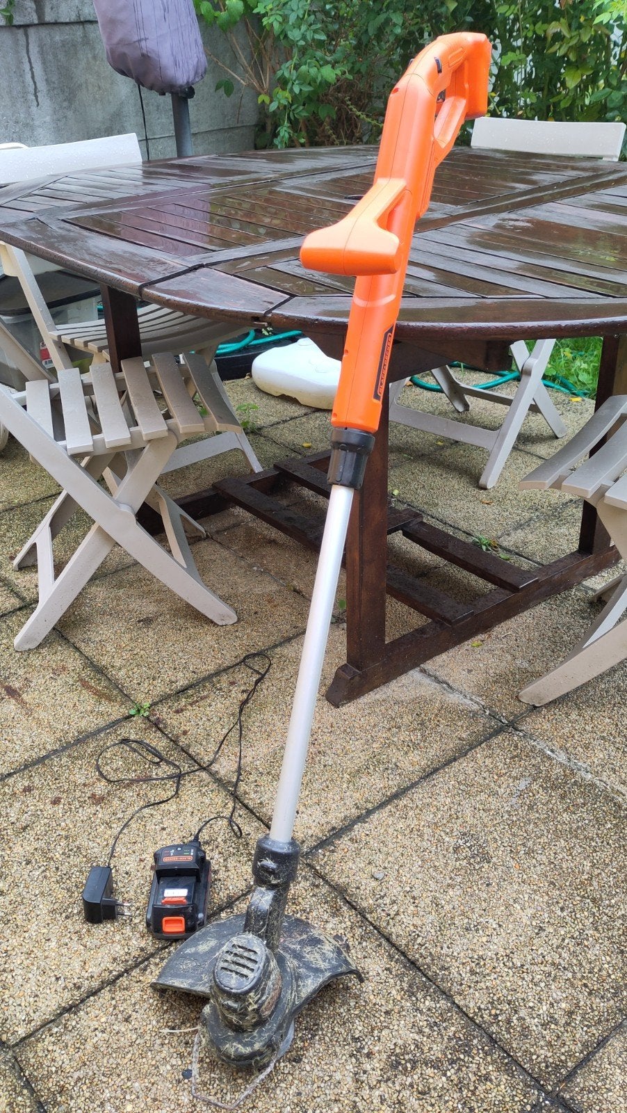 Débroussailleuse Black & Decker, Enlèvement