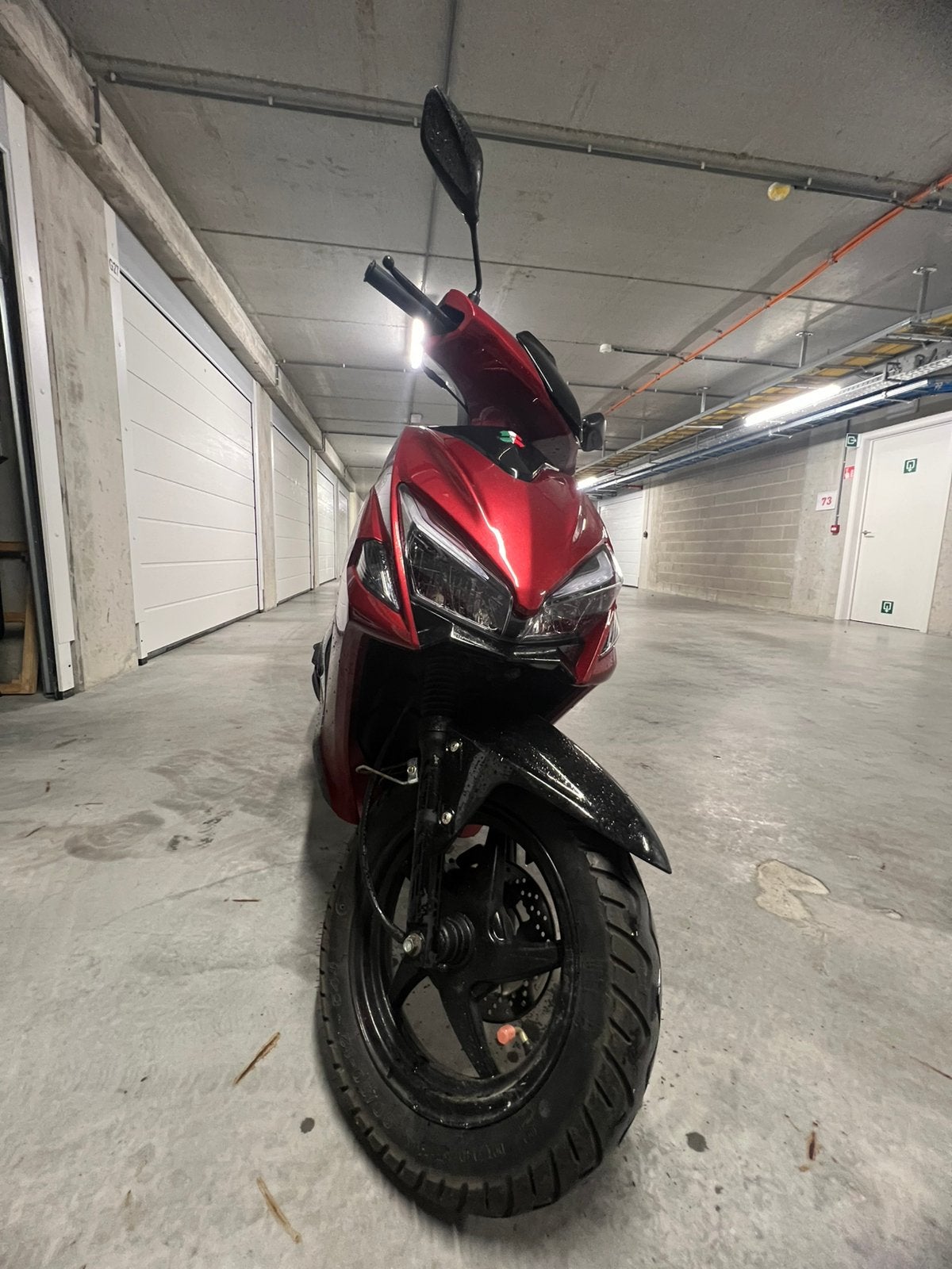 GTS Sirocco 50cc 2024 | 3.188 km | Nieuwstaat, Ophalen, Zo goed als nieuw