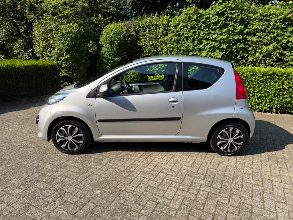 Peugeout 107 (=Aygo!) 9/2009 1.0 benz *40.707km* 1j Garantie, Autos, Achat, Entreprise, Boîte manuelle, Entretenue par le concessionnaire