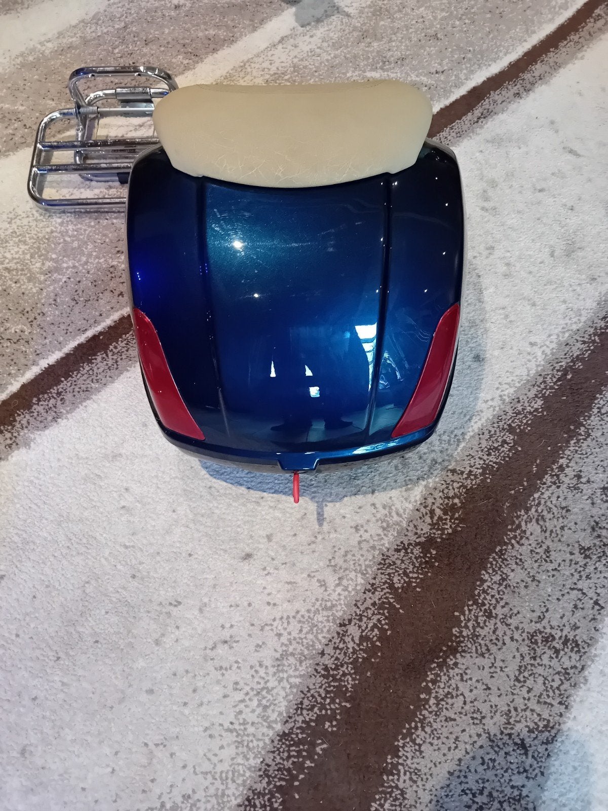 vespa gts topkoffer +bagagerek+ hoog windscherm, Fietsen en Brommers, Ophalen