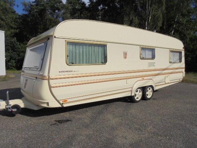 mooie Baronesse 620, verwarming,frigo,toiletruimte-wc,bed-, Jusqu'à 4, 6 à 7 mètres, Entreprise, Tabbert