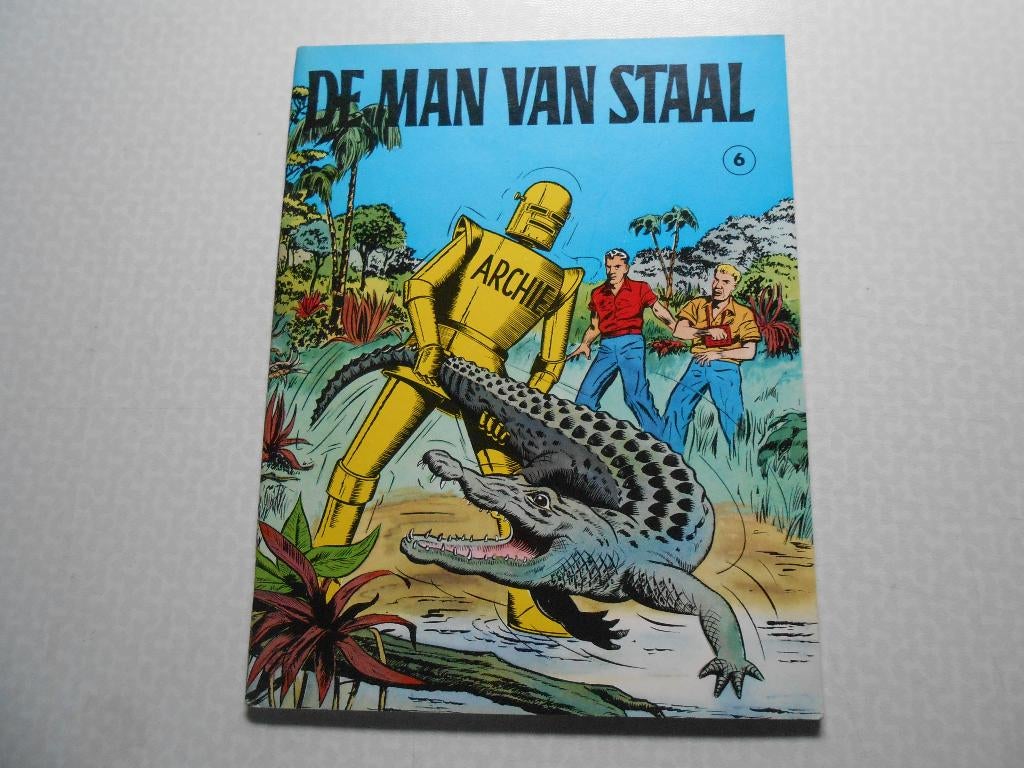 Archie, De man van staal. 6 1968 1 ste druk., Boeken, Stripverhalen, Zo goed als nieuw, Eén stripboek, Ophalen of Verzenden