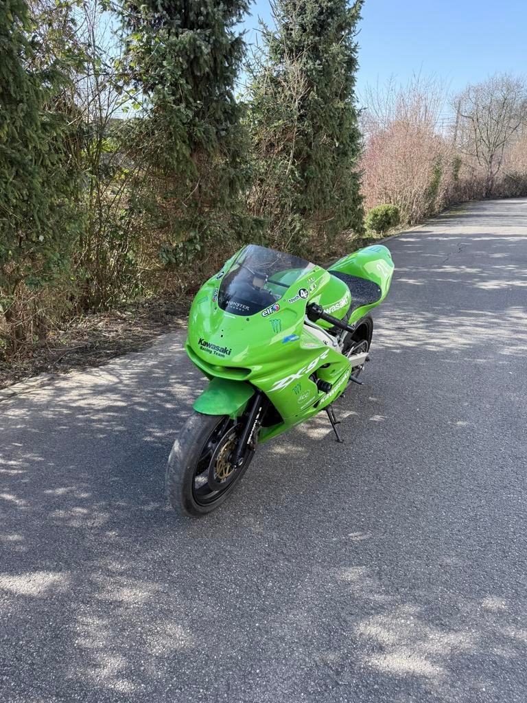 Kawasaki ZX9R 2000 circuit, Particulier