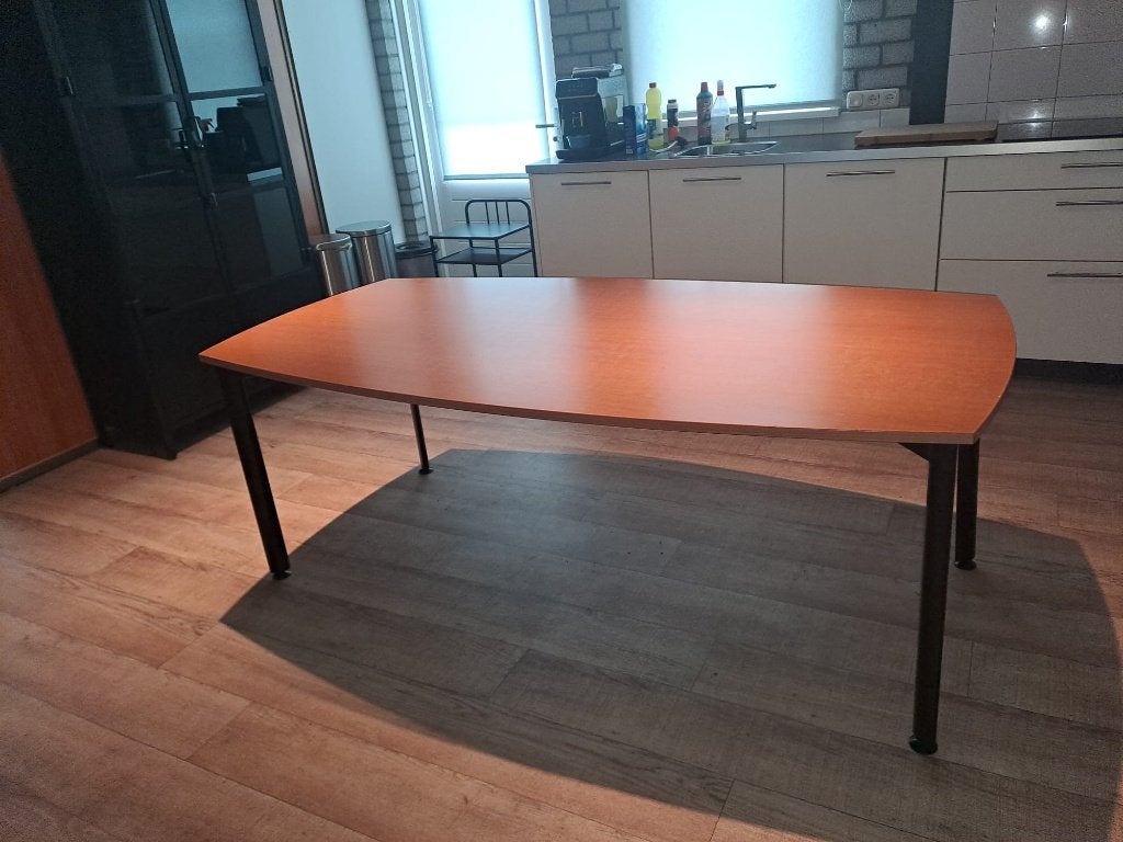 Te Koop mooie degelijke tafel, Ophalen, Teakhout, Zo goed als nieuw, Vijf personen of meer