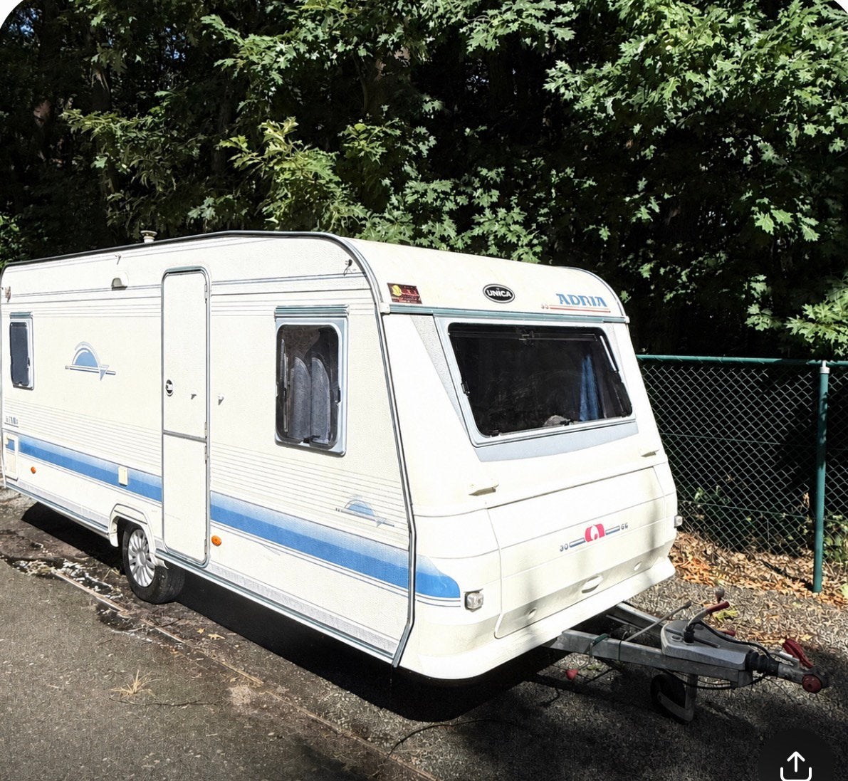 Caravan adria unica, Caravans en Kamperen, Particulier, Koelkast, Adria