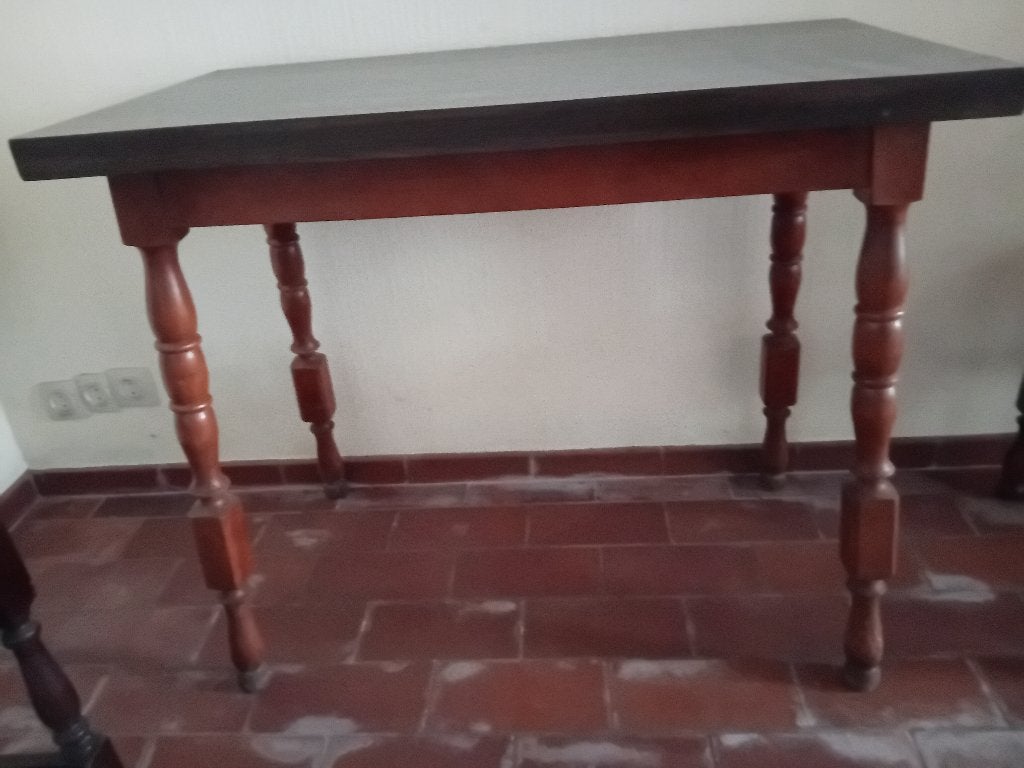 Petite table : cuisine, table d'appoint, bistrot..., Maison & Meubles, Cuisine | Éléments de cuisine, Enlèvement, Comme neuf