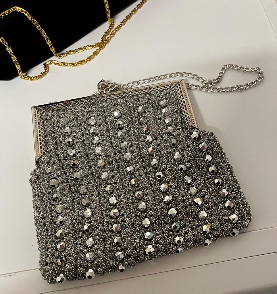 Pochette soirée argentée avec strass – style vintage chic, Enlèvement, Neuf, Autres couleurs, Sac de soirée
