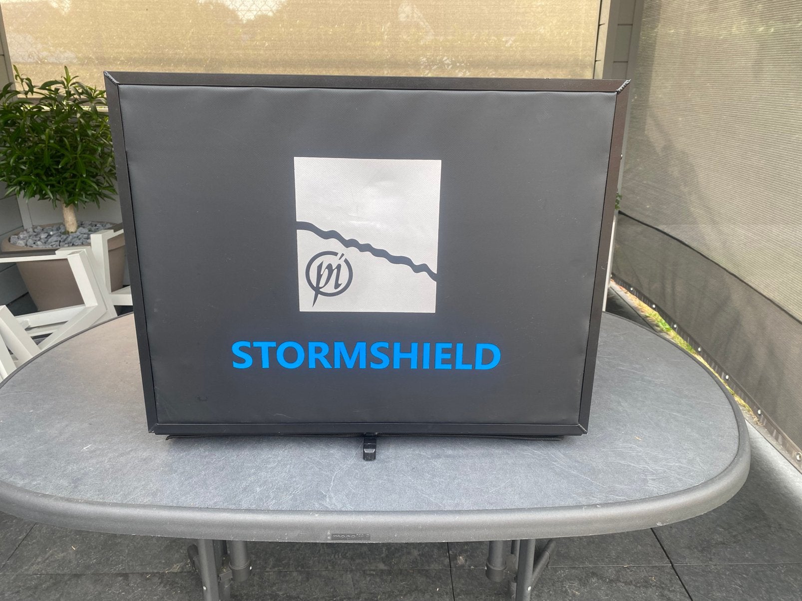 Preston aasplateau stormshield, Ophalen, Zo goed als nieuw