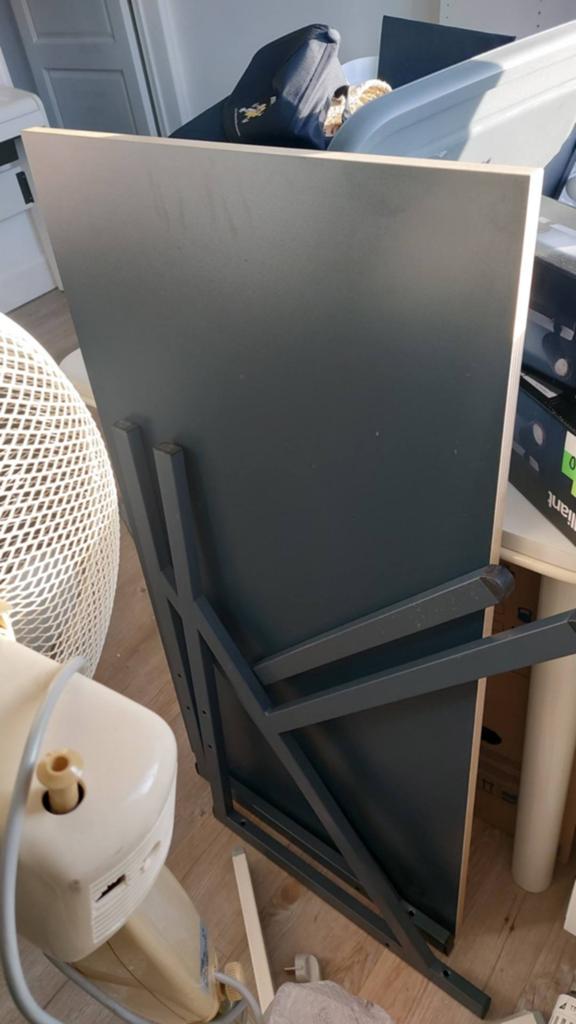 Bureau, compact formaat, Ophalen