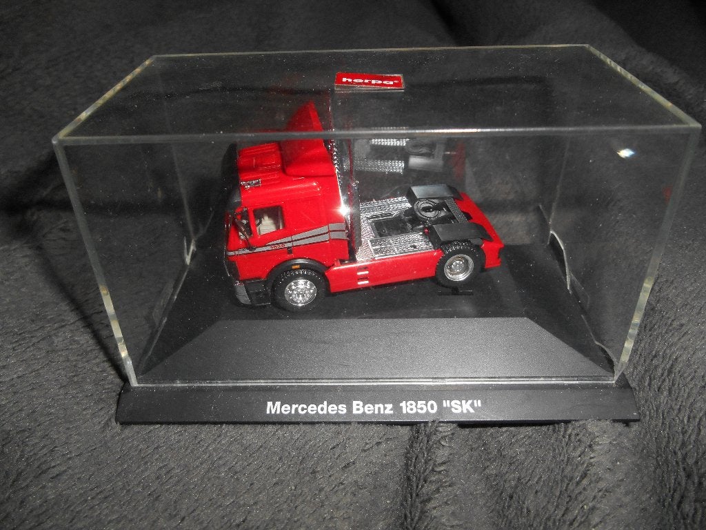 Herpa 1/64 Mercedes Benz 1850 SK, Enlèvement ou Envoi