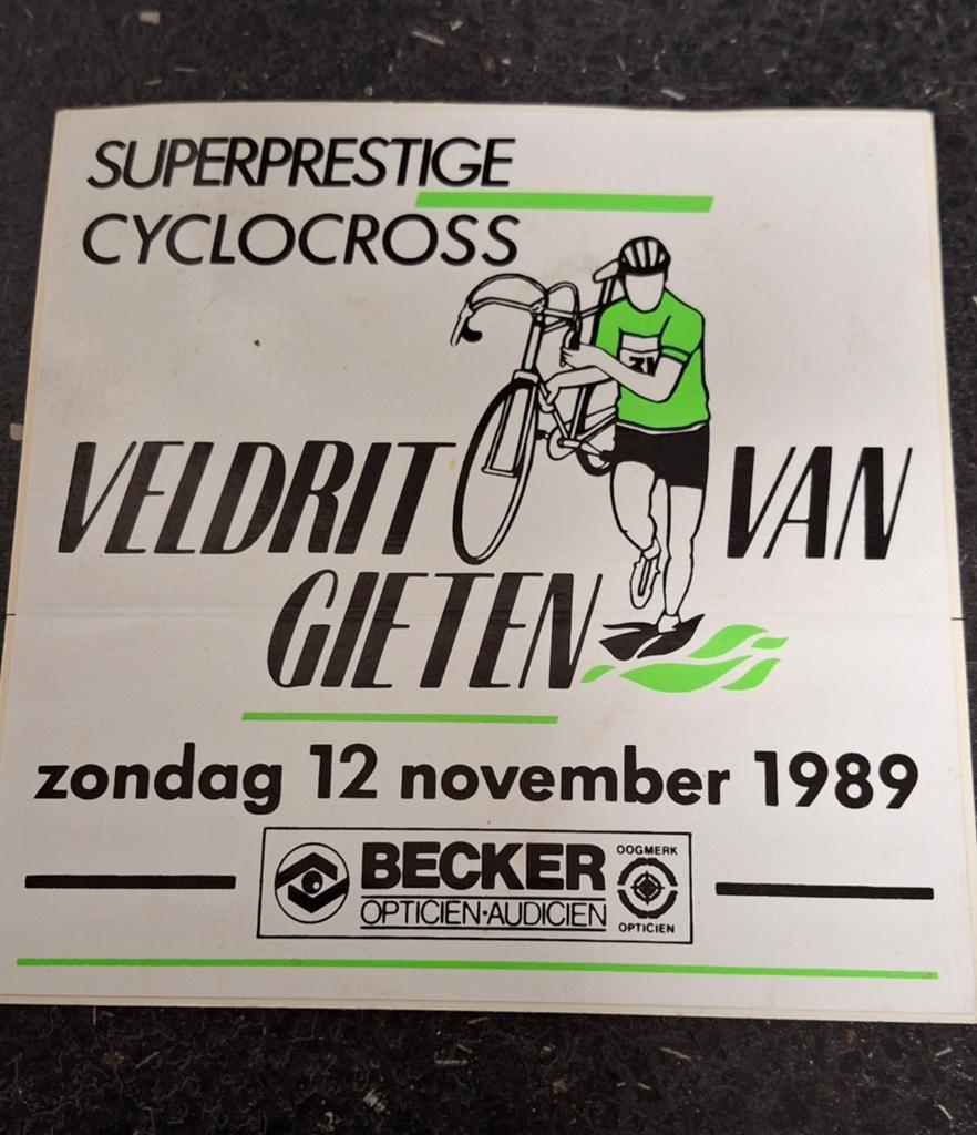 Vintage sticker wielrennen veldrit cyclocross Gieten 1989, Verzamelen, Ophalen of Verzenden, Zo goed als nieuw, Sport