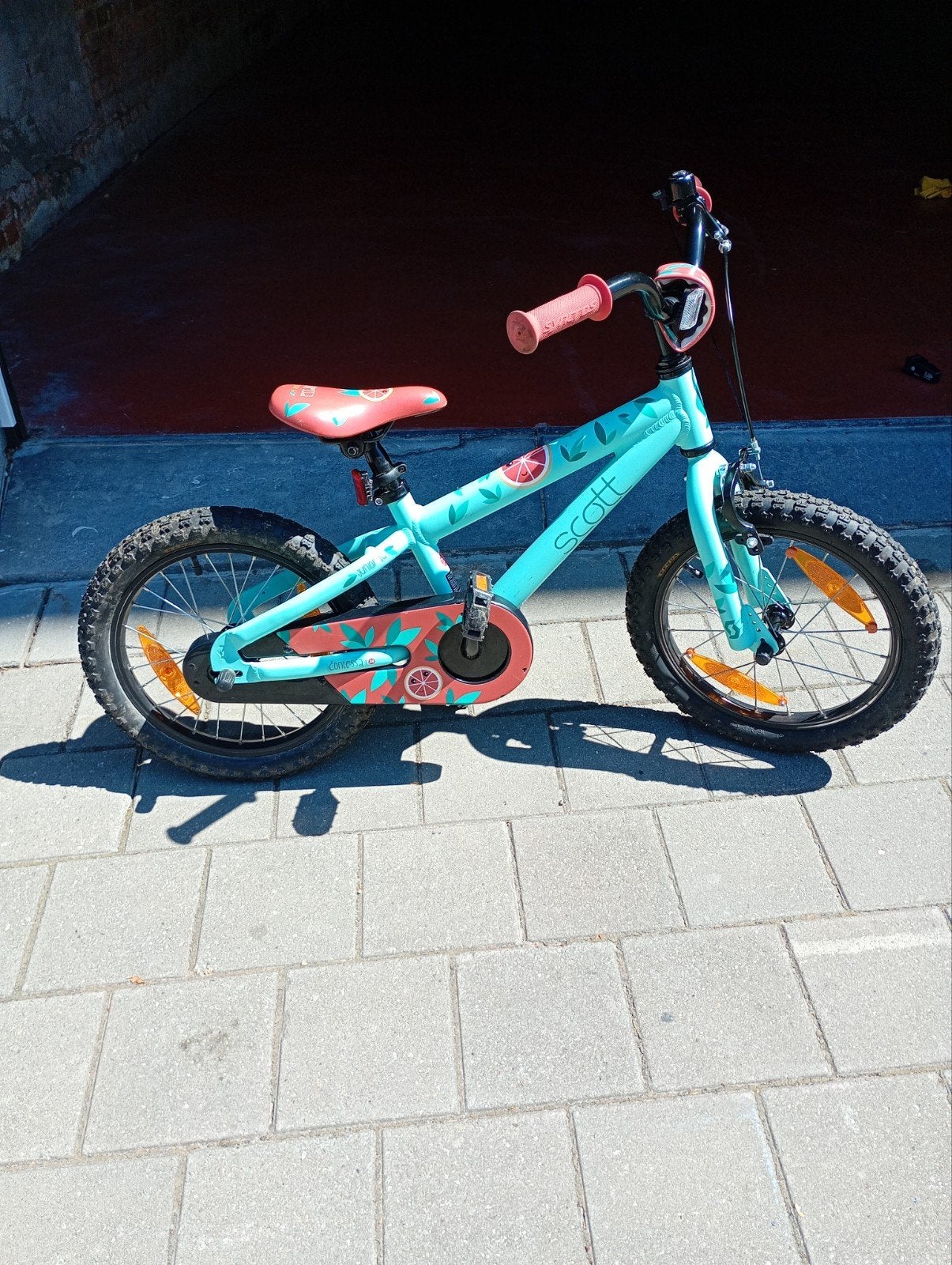 Velo scott 16 pouces, Vélos & Vélomoteurs, Vélos | Vélos pour enfant, Frein à rétropédalage, Enlèvement, Scott, Comme neuf