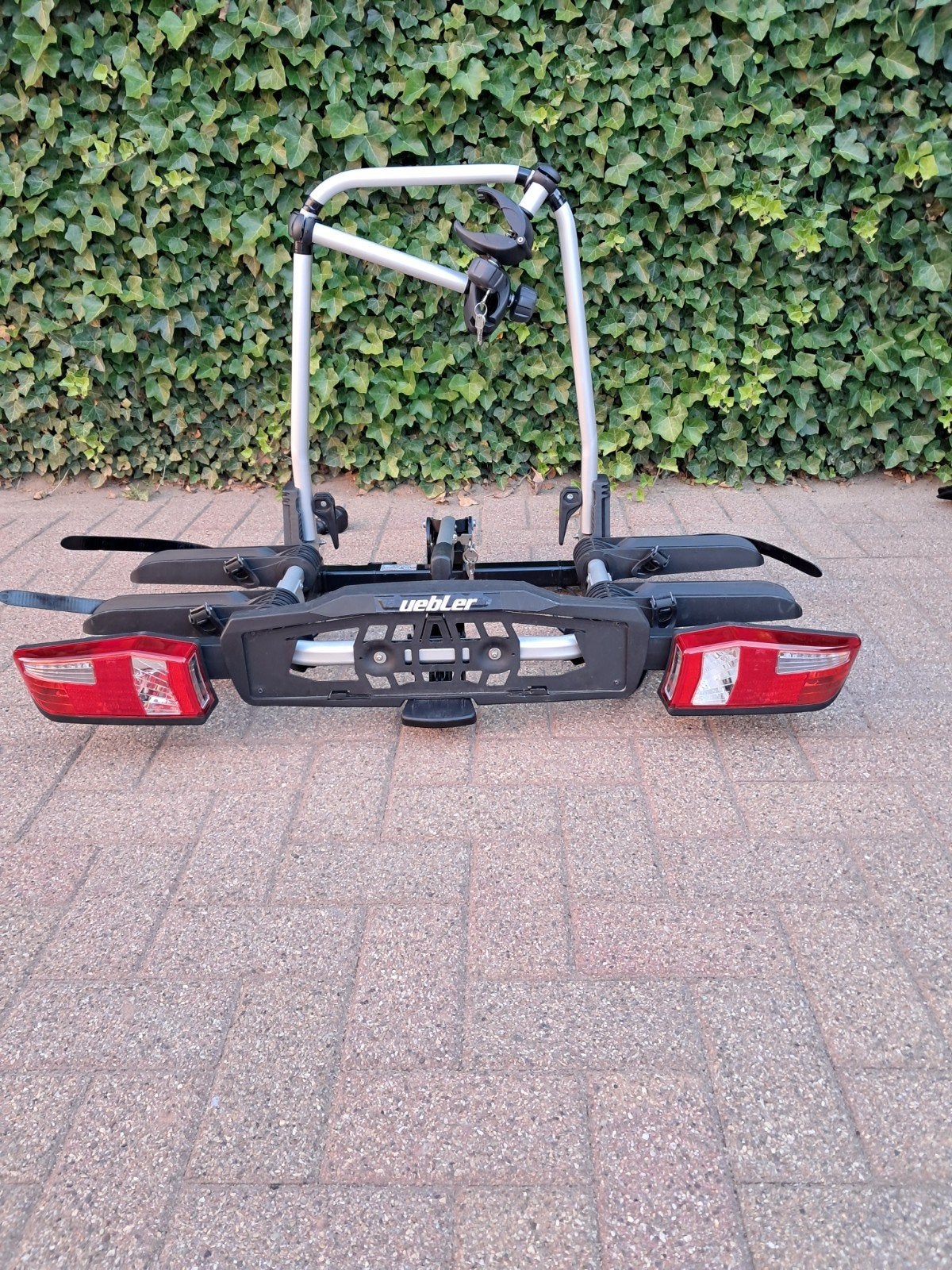 Uebler fietsendrager X22, Auto diversen, Fietsendragers, Ophalen, Elektrische fiets, Zo goed als nieuw, 2 fietsen