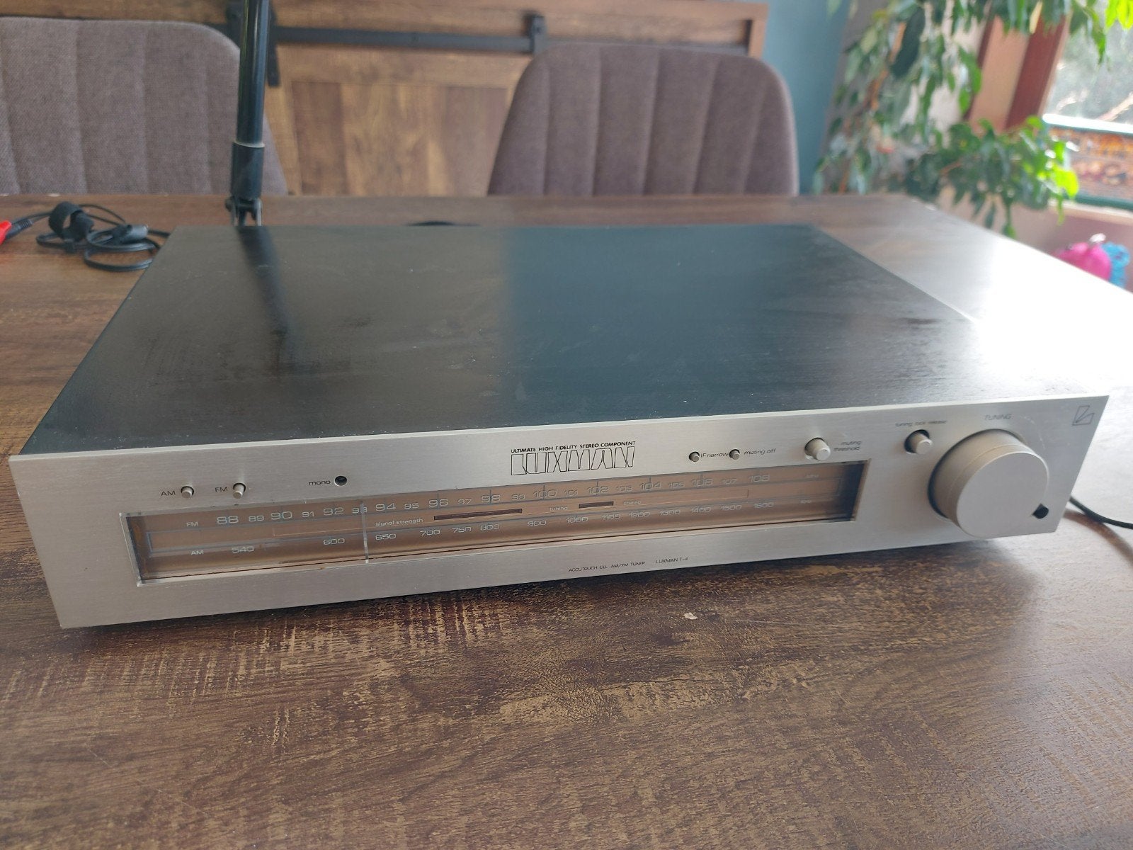 Luxman T-4 vintage tuner, Enlèvement, Utilisé, Analogique