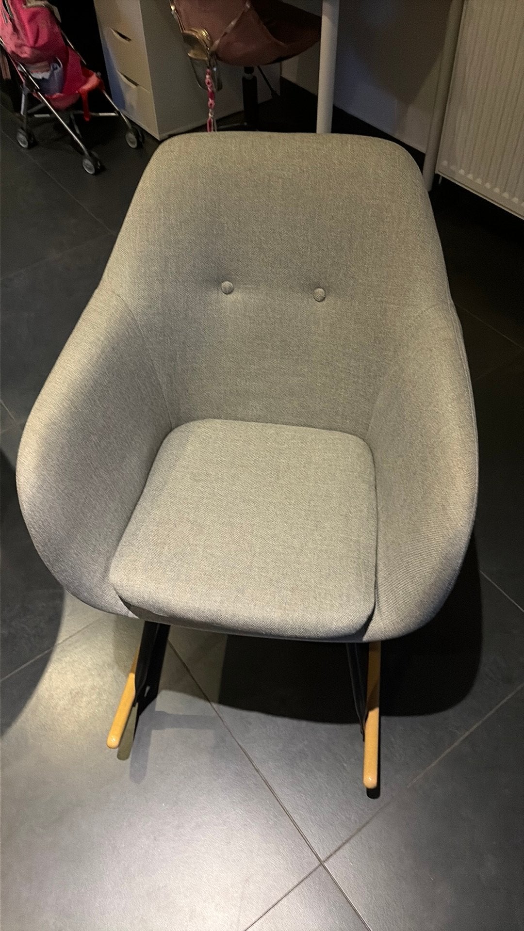 Schommelstoel licht grijs, Huis en Inrichting, Ophalen, Gebruikt, Eenpersoons, Minder dan 150 cm
