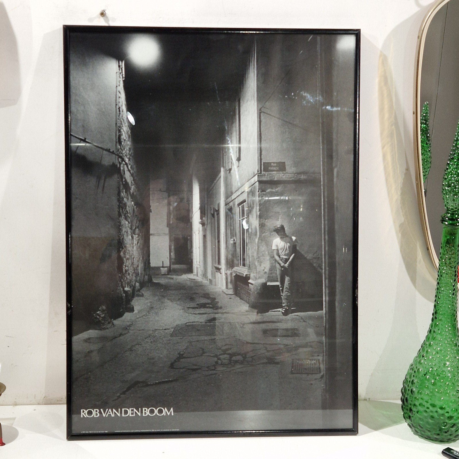 Rob van den Boom , rue parade print 70 x 50 cm , publiched, Ophalen of Verzenden