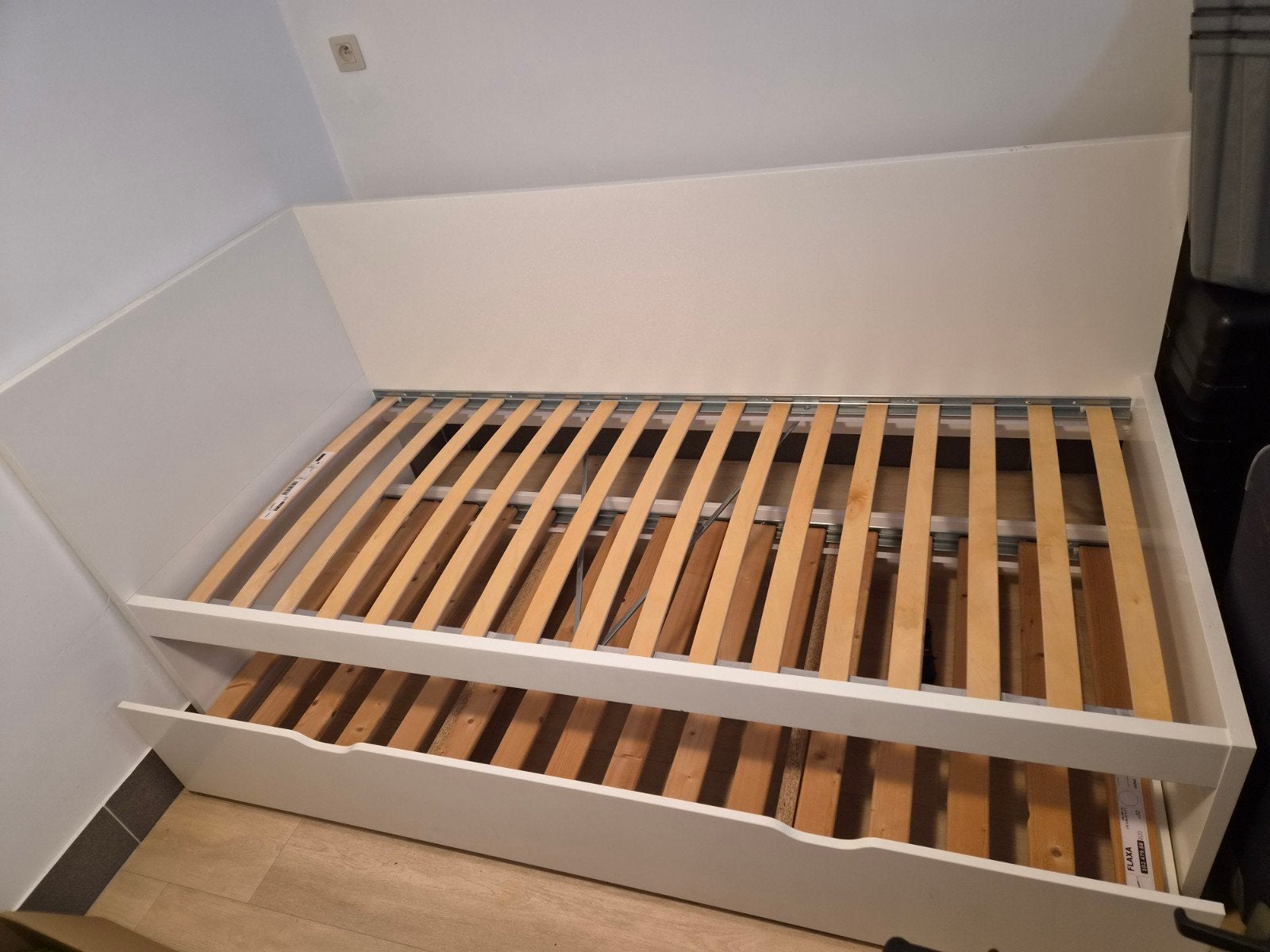dubbele Ikea bed 90200
90200, Huis en Inrichting, Ophalen, 90 cm, Eenpersoons, Zo goed als nieuw