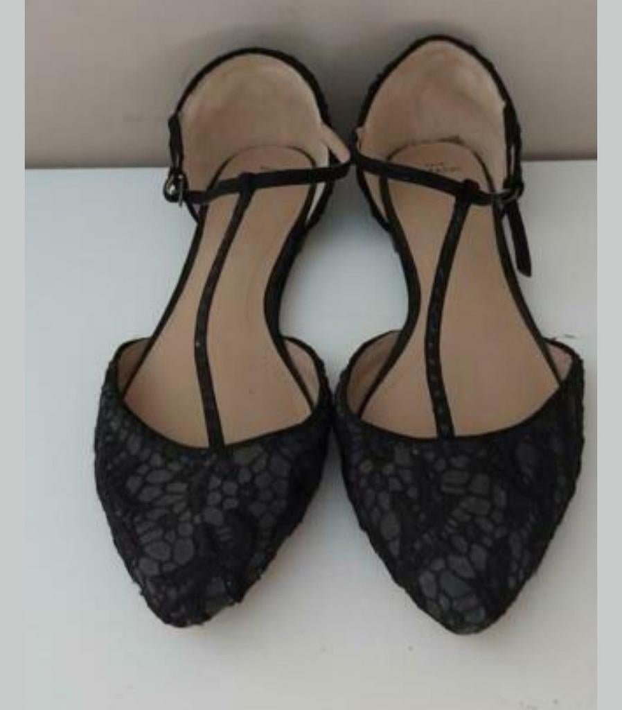 Prachtige kanten ballerina's 40 Zara., Zara, Ophalen of Verzenden, Zo goed als nieuw, Zwart