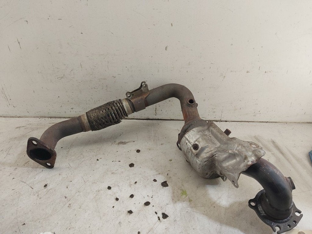 KATALYSATOR SPRUITSTUK Ford Focus 3 (|F1F15E211SA|1929807|), Gebruikt, Henry-Ford-Straße  1
50735  Köln, DE, Ford-Werke GmbH, Kunden@ford.com