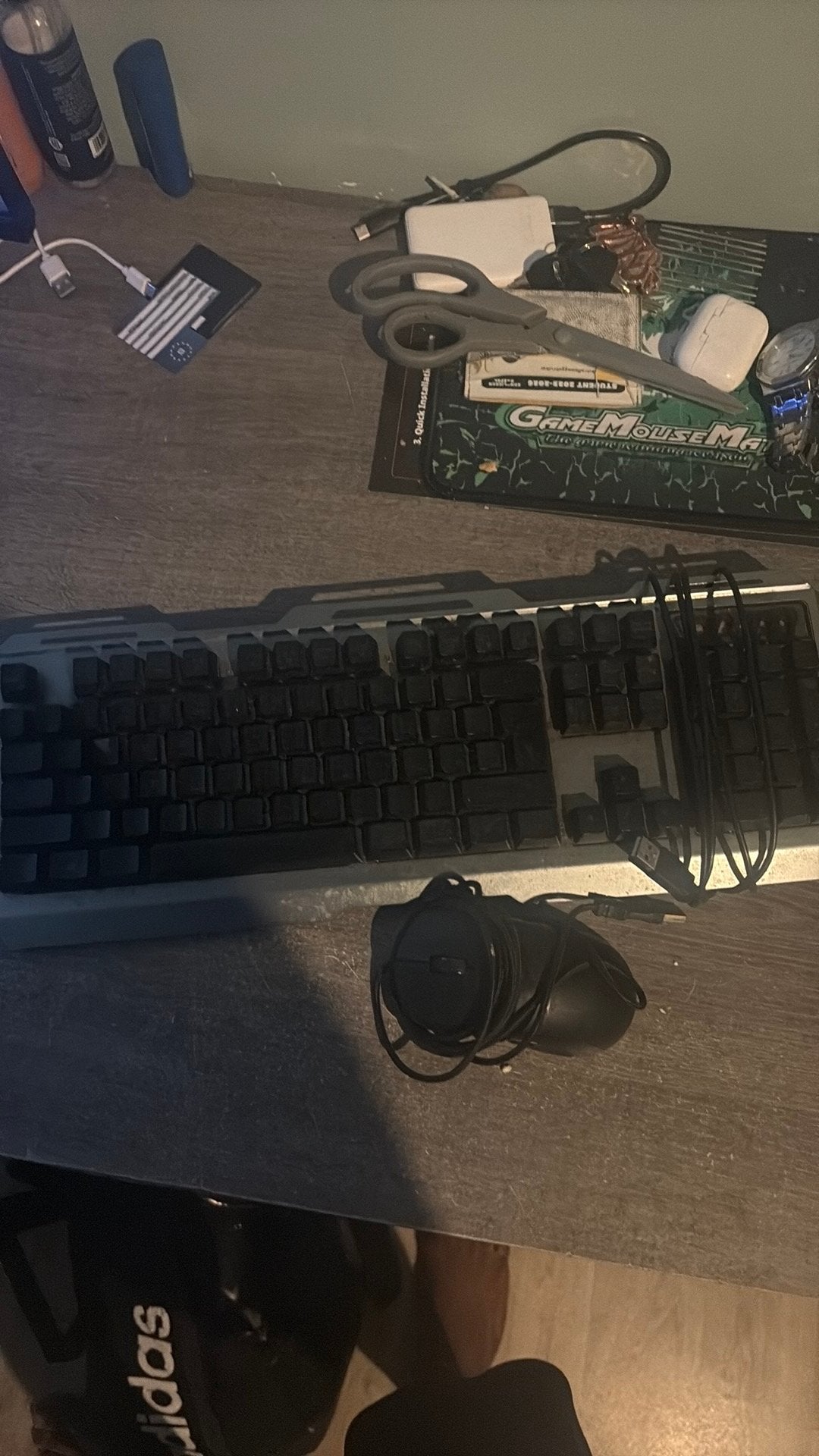 Oude gaming toetsenbord en muis, Computers en Software, Toetsenborden, Ophalen, Qwerty, Gebruikt, Toetsenbord en muis-set