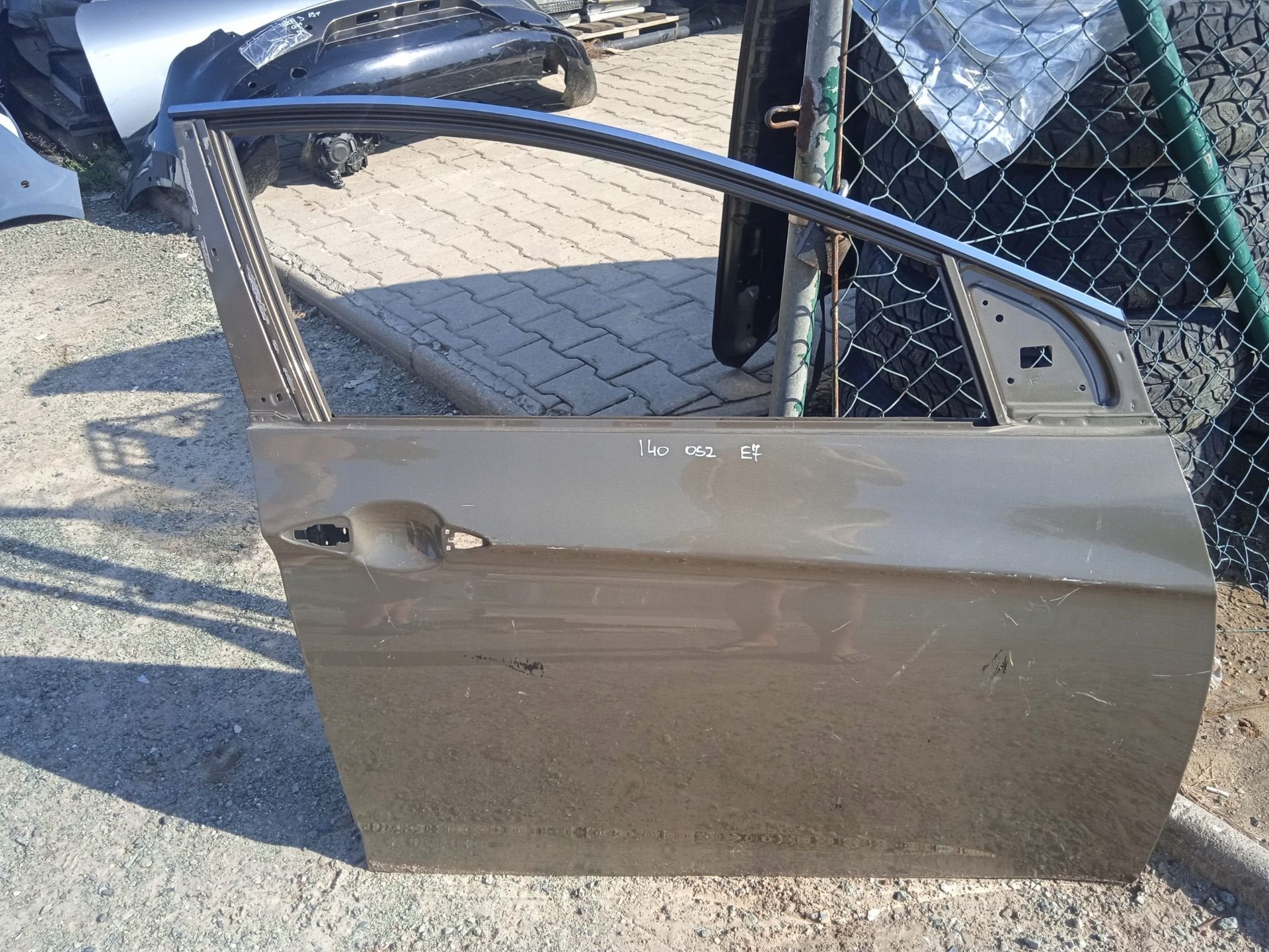 Porte droite Hyundai I40 I40, Heolleung-ro 12
06797  Seoul, Droite, Porte, Info@hyundai.com