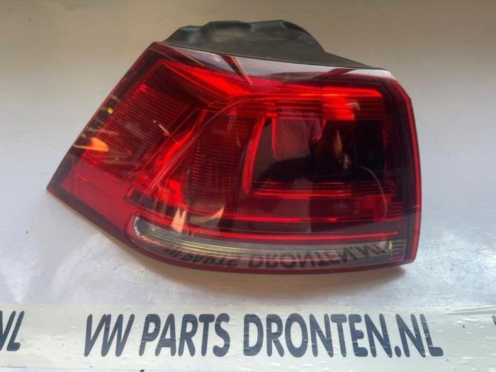 Achterlicht links van een Volkswagen Golf, Gebruikt, -, Volkswagen, -