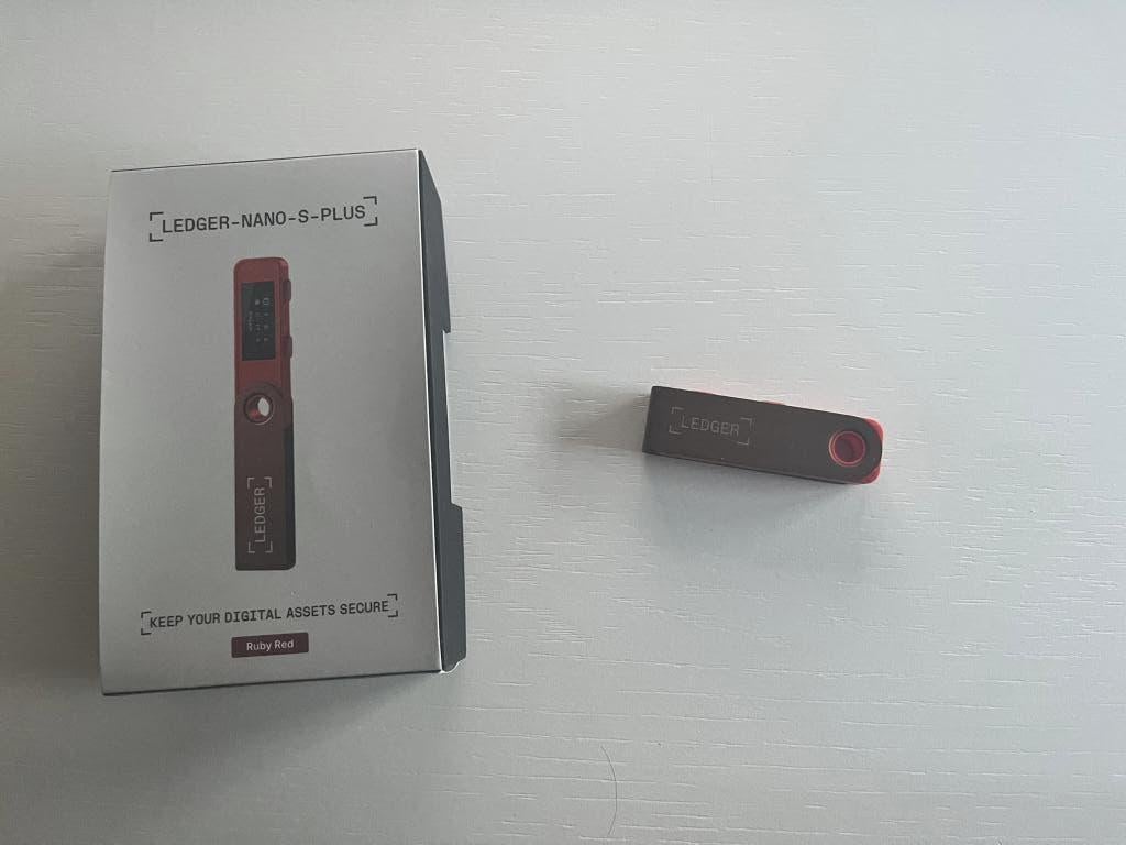 Ledger NANO S Plus, Informatique & Logiciels, Clés USB, Enlèvement, Utilisé, Ledger, 1 GB ou moins