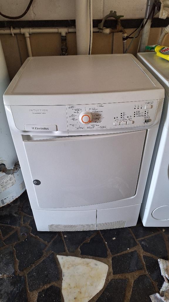 Droger, Elektronische apparatuur, Droogkasten, Ophalen, 6 tot 8 kg, Gebruikt, Voorlader