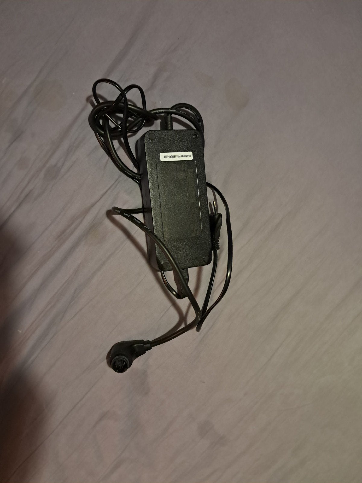 oplader van electrische fiets elops ld 500 e .50euro, Fietsen en Brommers, Ophalen of Verzenden