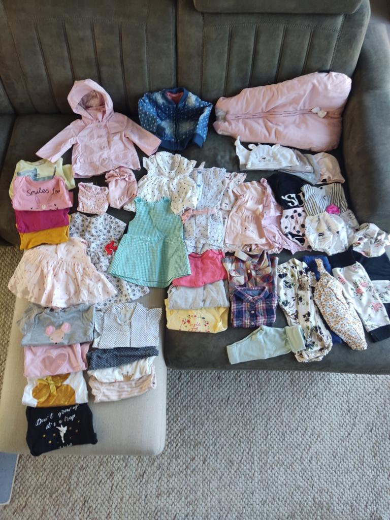 Startpakket baby meisje 43 stuks maat 52-74 kleding slaapzak, Ophalen