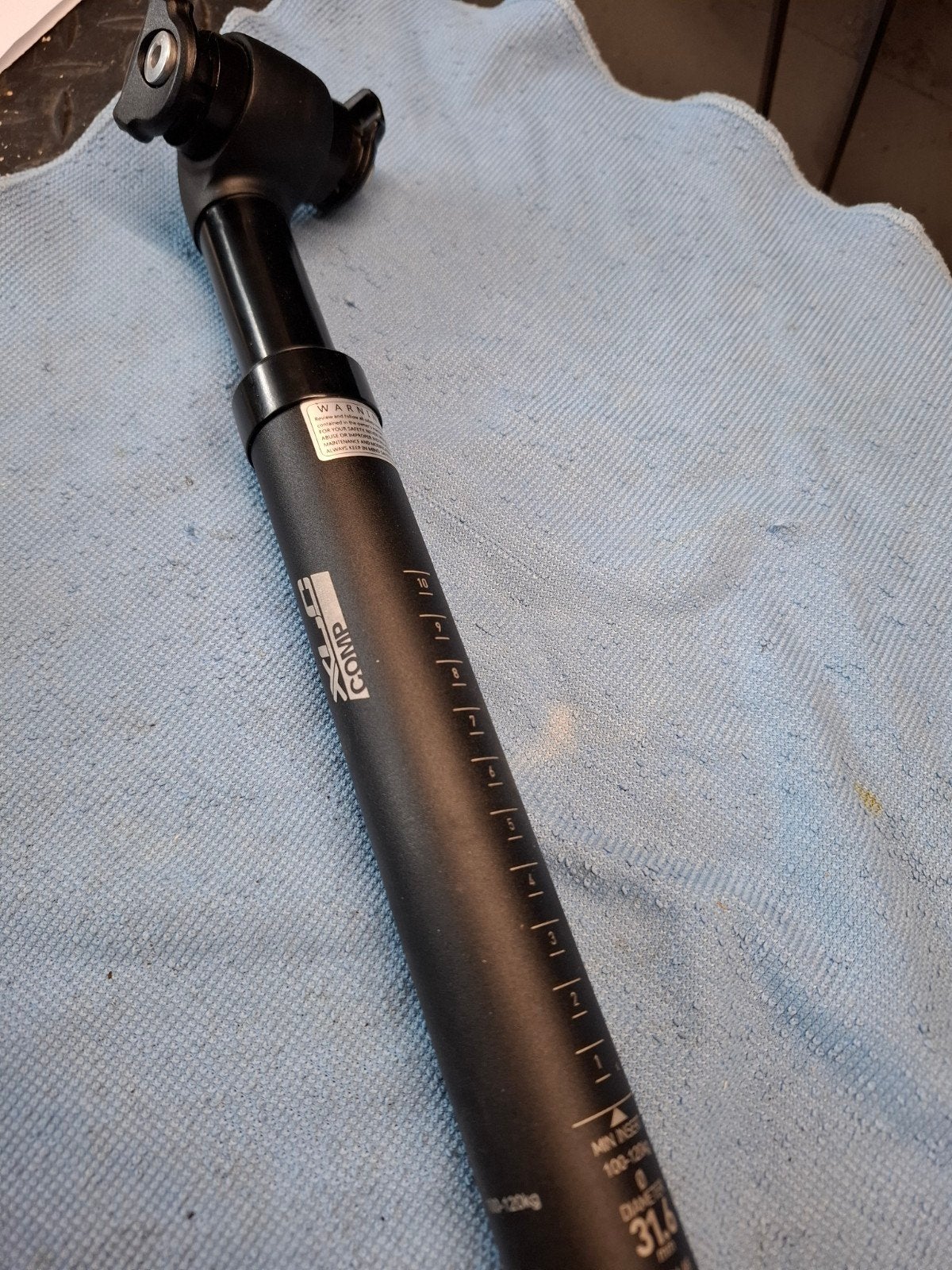 tige de selle suspendue, Enlèvement