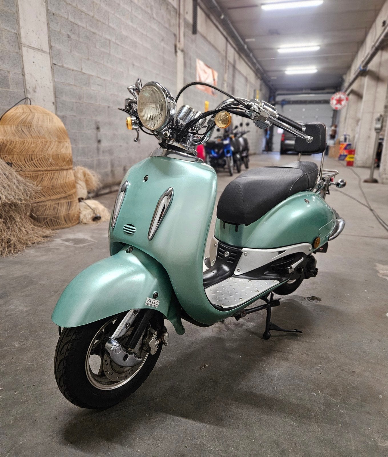 Fosti Retro (2x) pour l'aménagement ou les pièces (moteur dé, Autres marques, 1 vitesses, Enlèvement, Classe A (25 km/h)