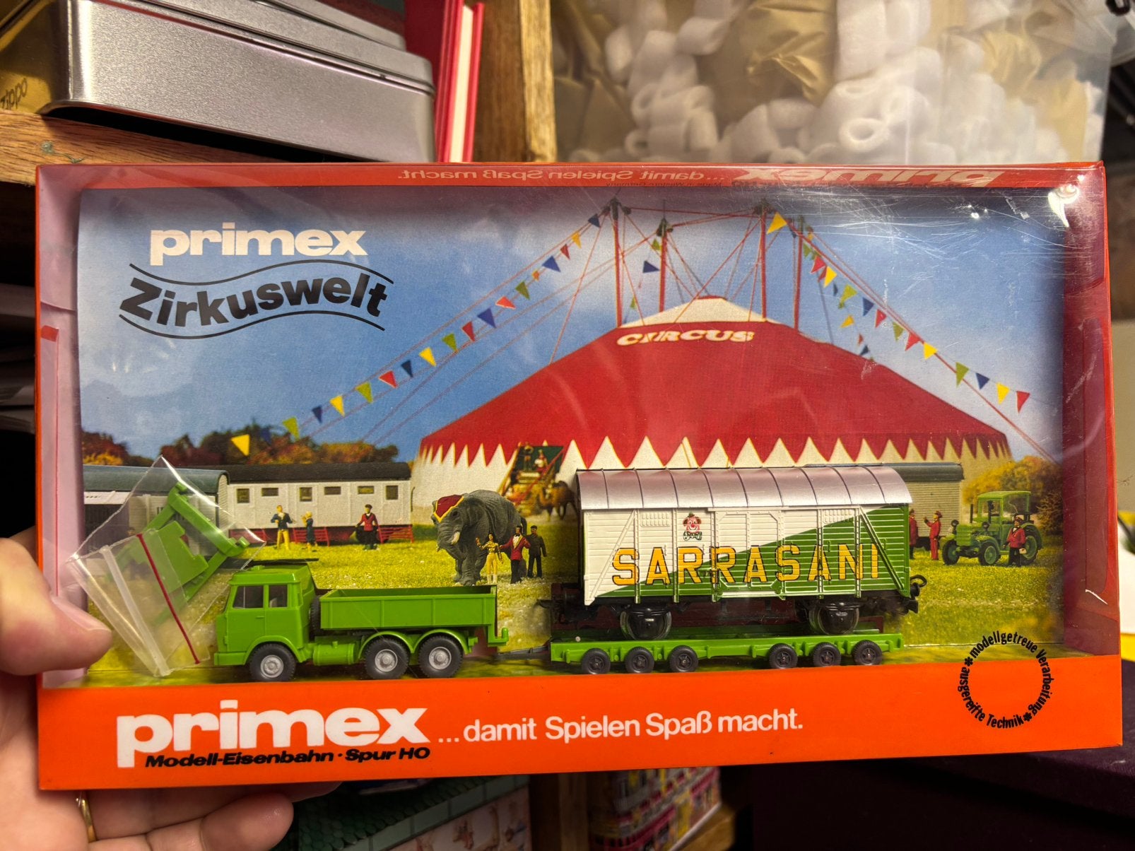 Primex 4584 Zirkuswelt Circus Sarrasani H0 – originele doos, Hobby en Vrije tijd, Ophalen, Zo goed als nieuw