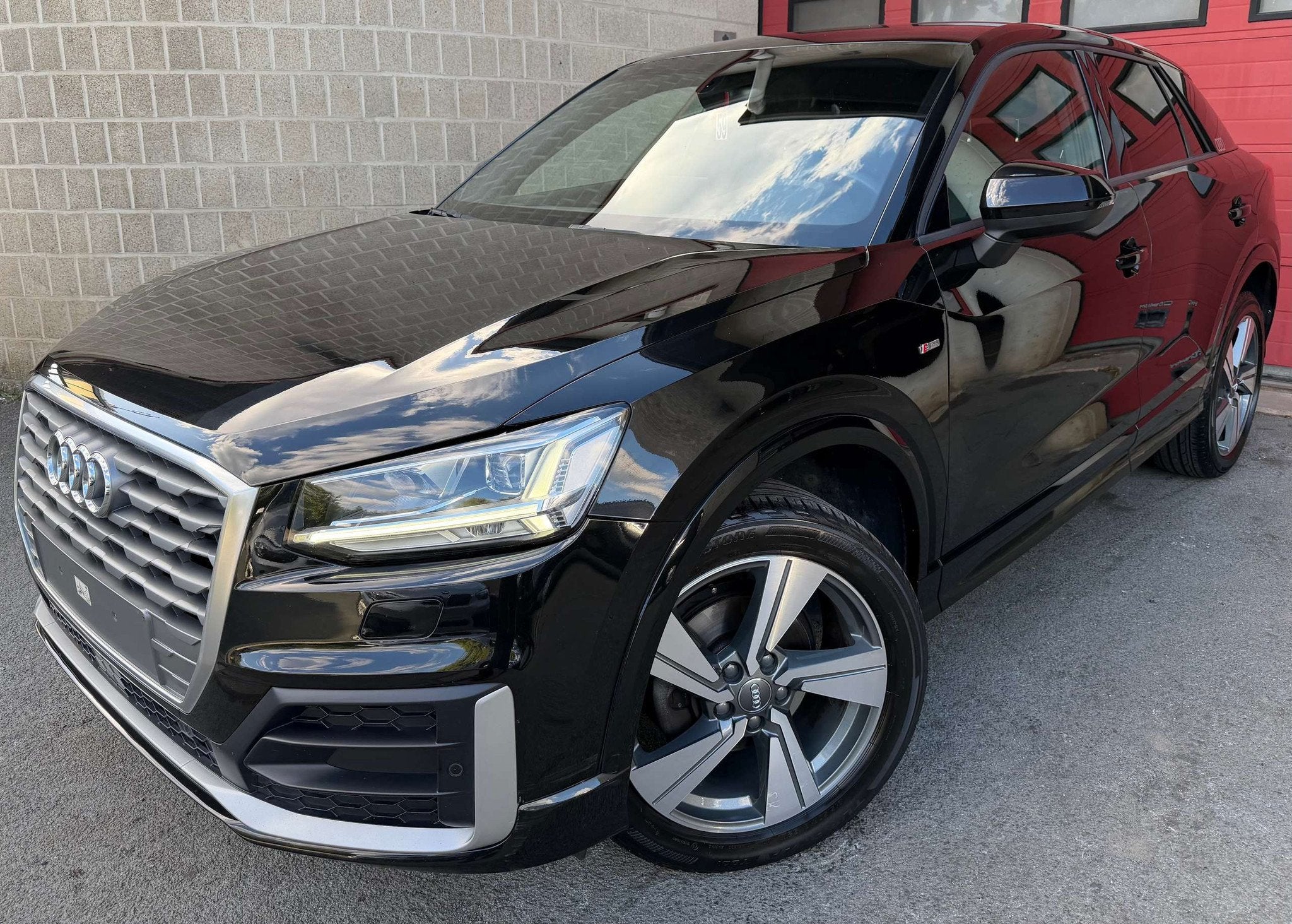Audi Q2 30 TFSI S-line + CAMÉRA + NAVI + CUIR + GARANTIE, Autos, Cuir, Volant multifonction, Achat, Entreprise