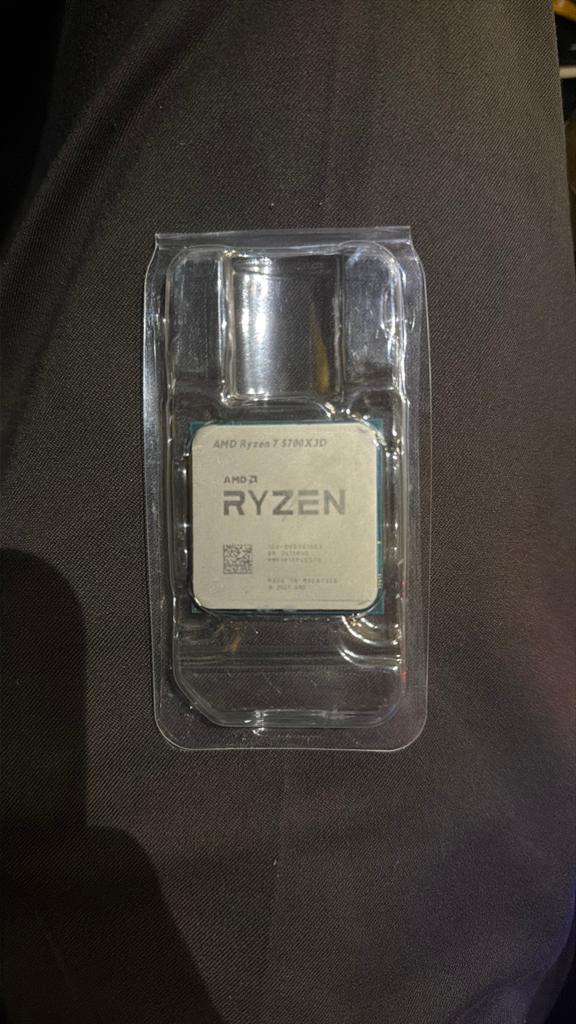 AMD ryzen 7 5700x3D, Computers en Software, Processors, Nieuw, Ophalen of Verzenden