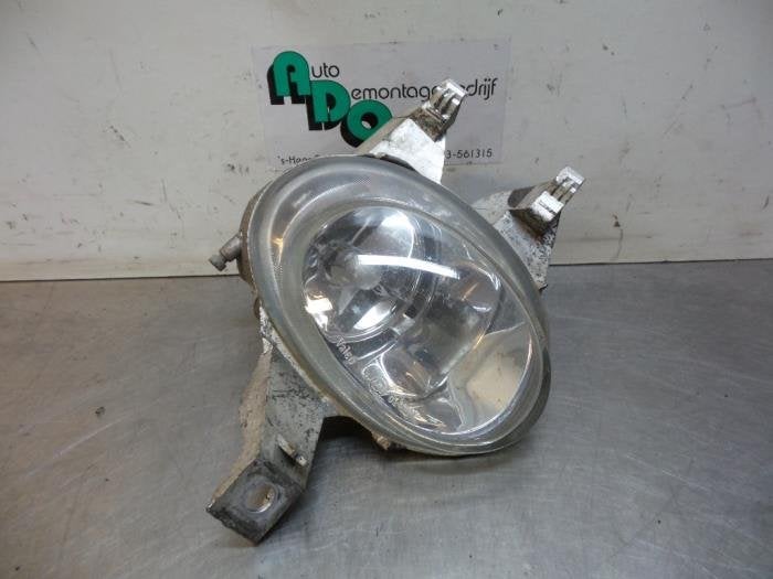 Feu antibrouillard avant droit d'un Peugeot 206, -, 3 mois de garantie, Utilisé, -