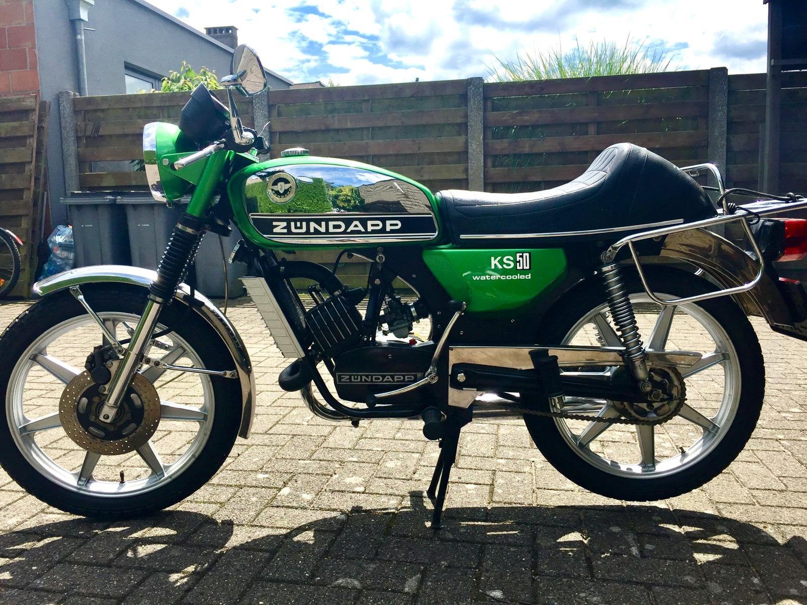 Zündapp KS 50 - top gerestaureerd!, Fietsen en Brommers, Brommers | Zundapp, Ophalen, Zo goed als nieuw