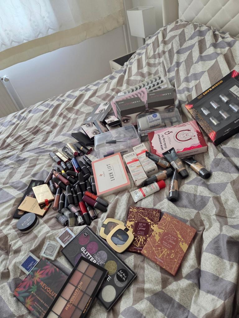 Make-up set, Handtassen en Accessoires, Uiterlijk | Cosmetica en Make-up, Ophalen, Make-up