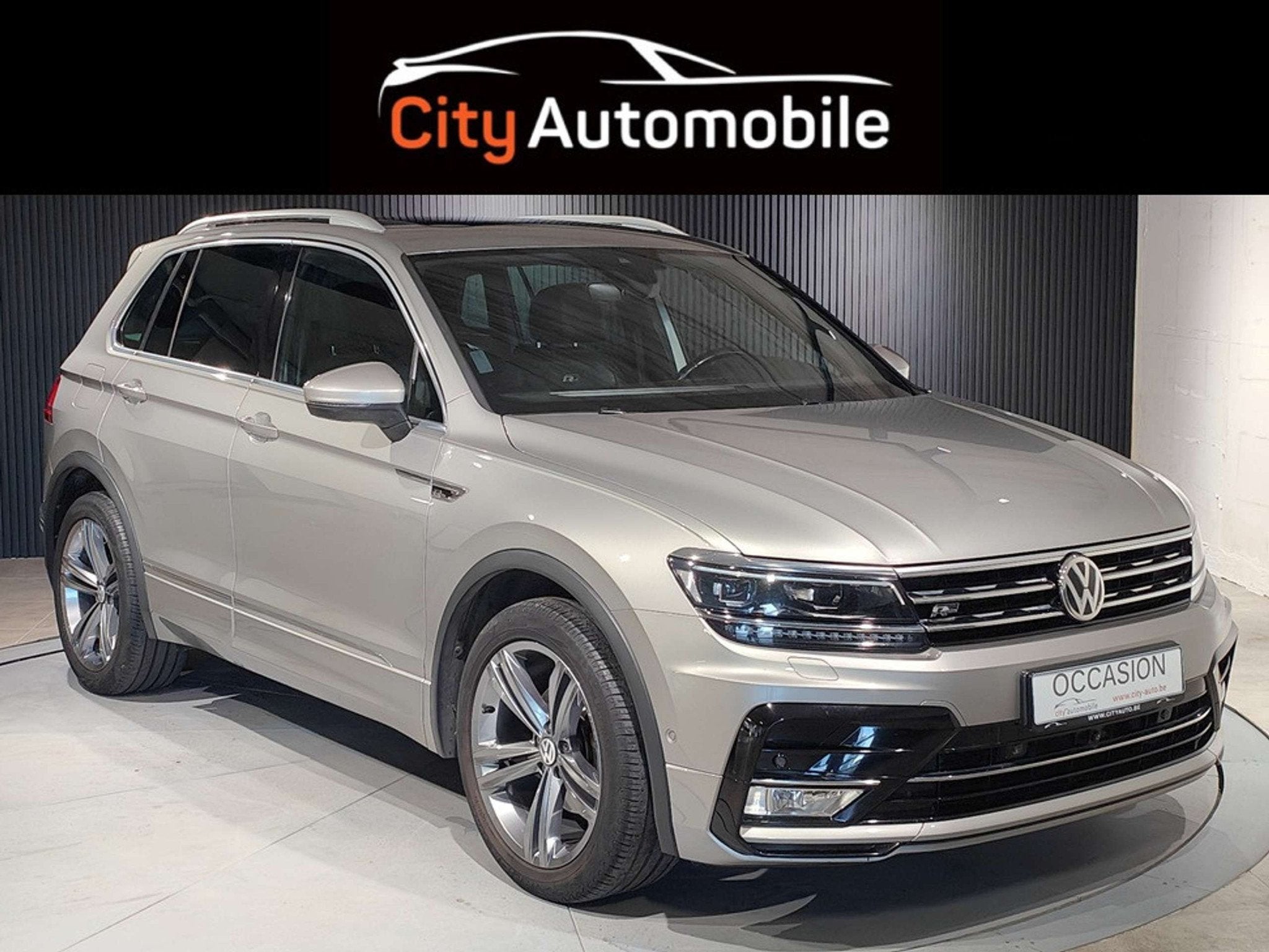 Volkswagen Tiguan 1.4 TSI R-LINE DSG CARPLAY GPS TOIT OUVRAN, Autos, Argent ou Gris, Achat, 140 g/km, https://public.car-pass.be/vhr/129cc2ae-7182-40e1-b753-b1cd328e8f8b