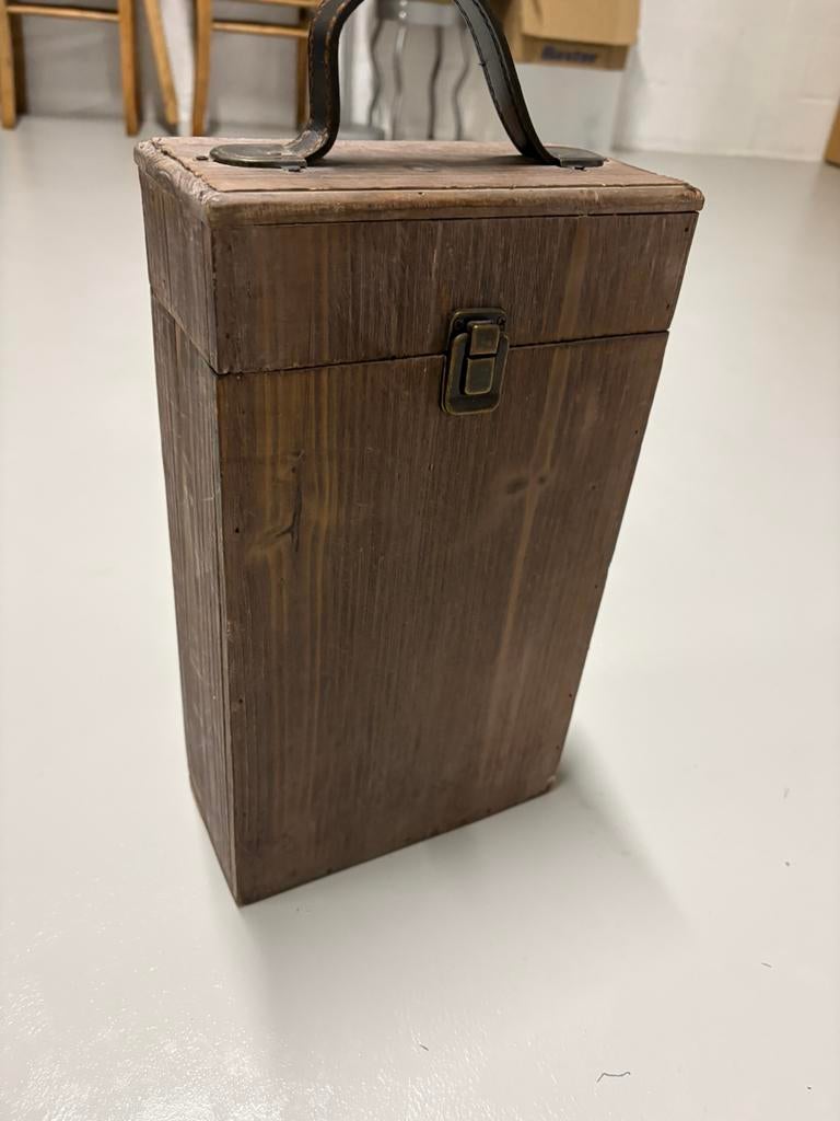Houten wijn koffer, Huis en Inrichting, Ophalen, Zo goed als nieuw