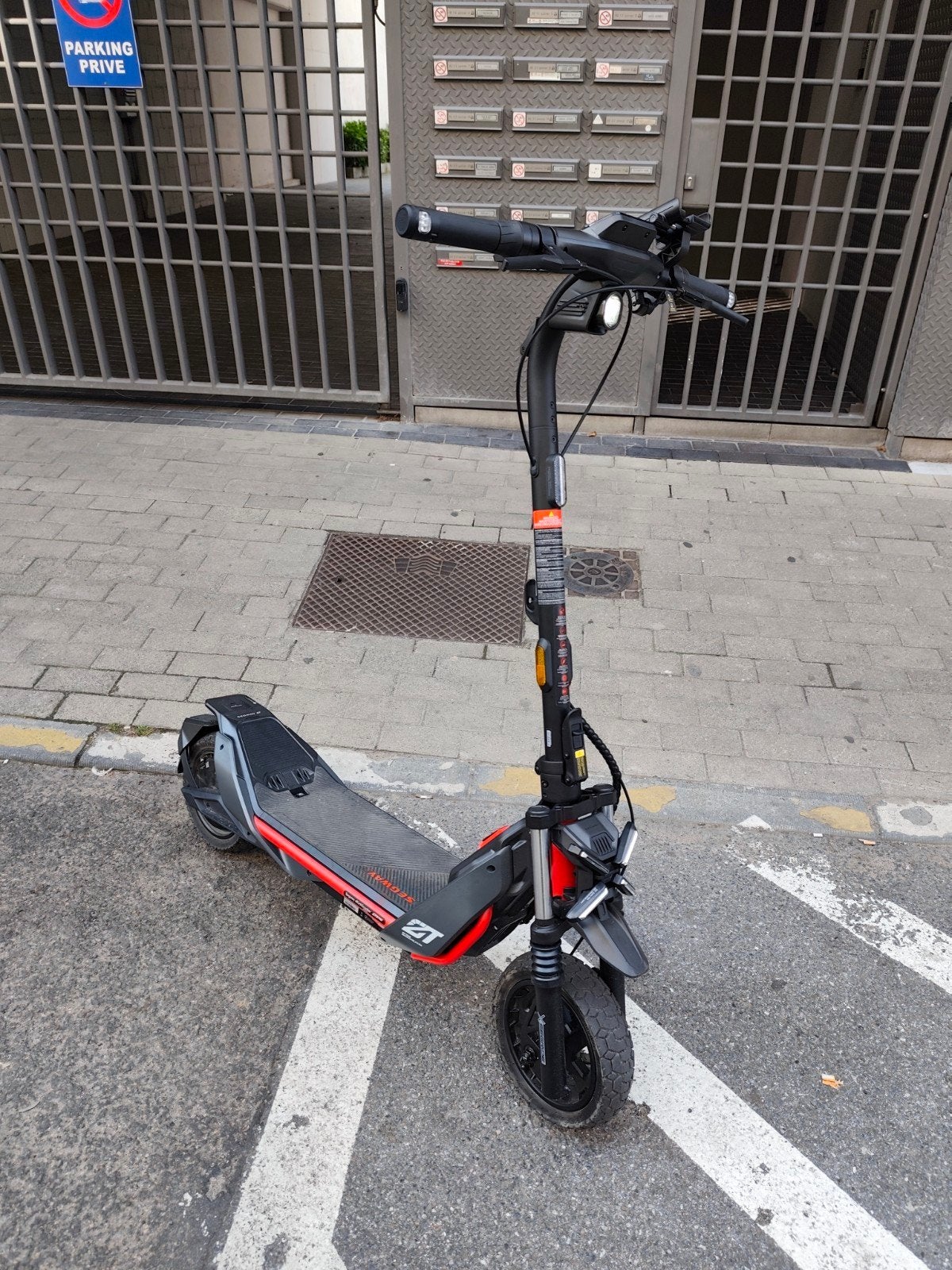 zt3 pro trottinette à vendre, Enlèvement, Comme neuf, Step électrique (E-scooter), Segway Ninebot