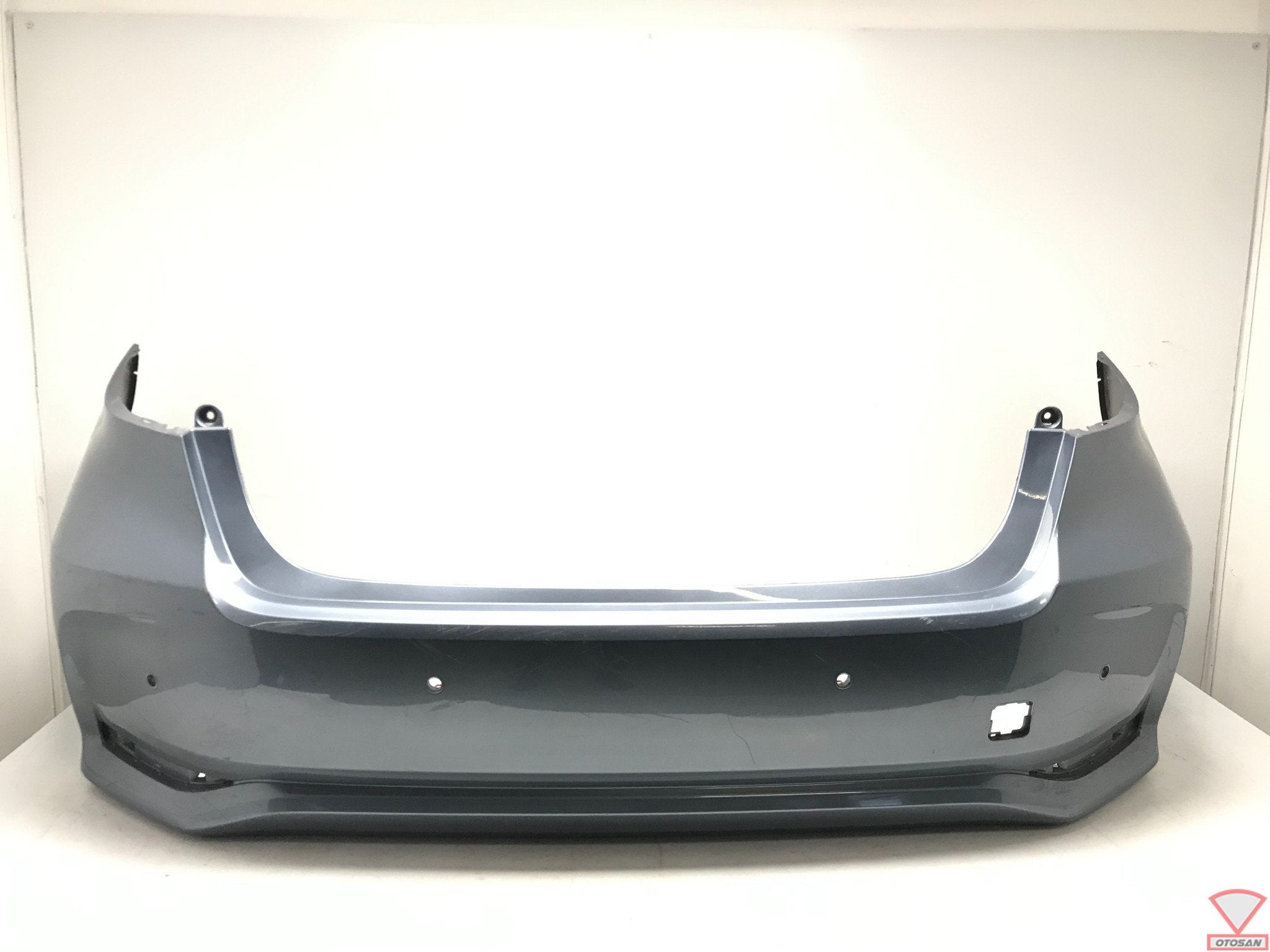 Toyota Corolla E21 Sedan Achterbumper Bumper 4xPDC Origineel, Auto-onderdelen, Info@toyota.co.jp, Gebruikt, Voor, Toyota Motor Corporation