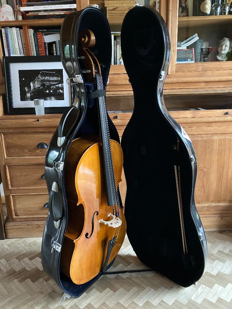 Cello 7/8, Ophalen, Zo goed als nieuw, 7/8-cello, Met koffer