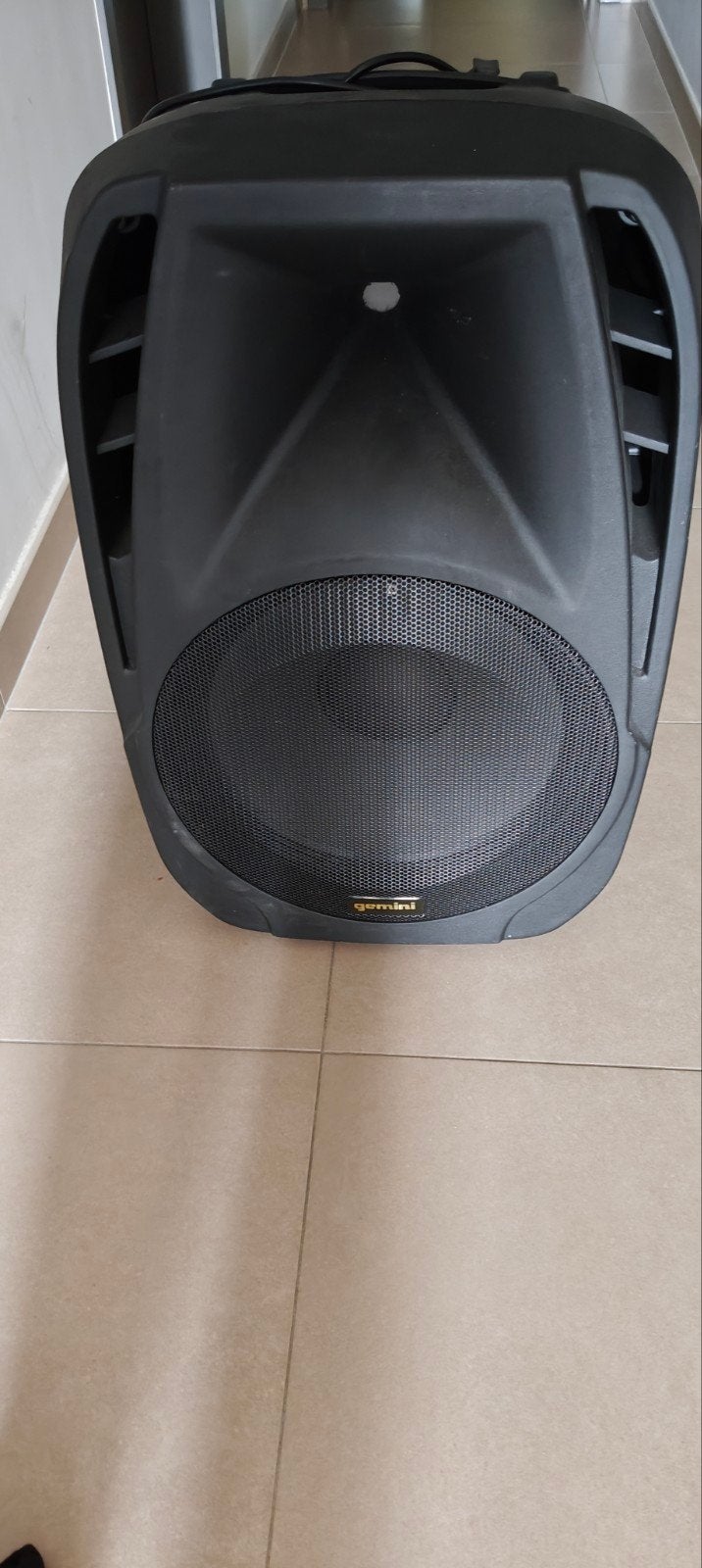 Gemini PA system - actieve 2-weg speaker 15 inch, Muziek en Instrumenten, Ophalen, Zo goed als nieuw, 500 tot 1000 watt, P.A.