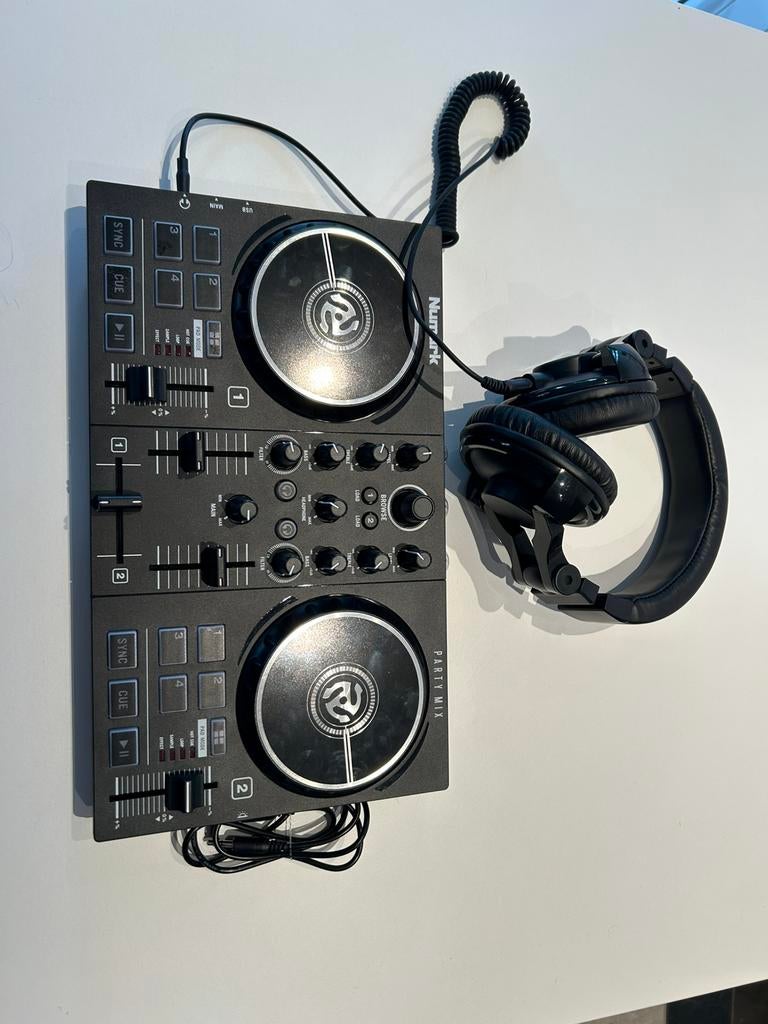 Numark party mix + hoofdtelefoon, Ophalen of Verzenden, Zo goed als nieuw, Dj-set, Numark