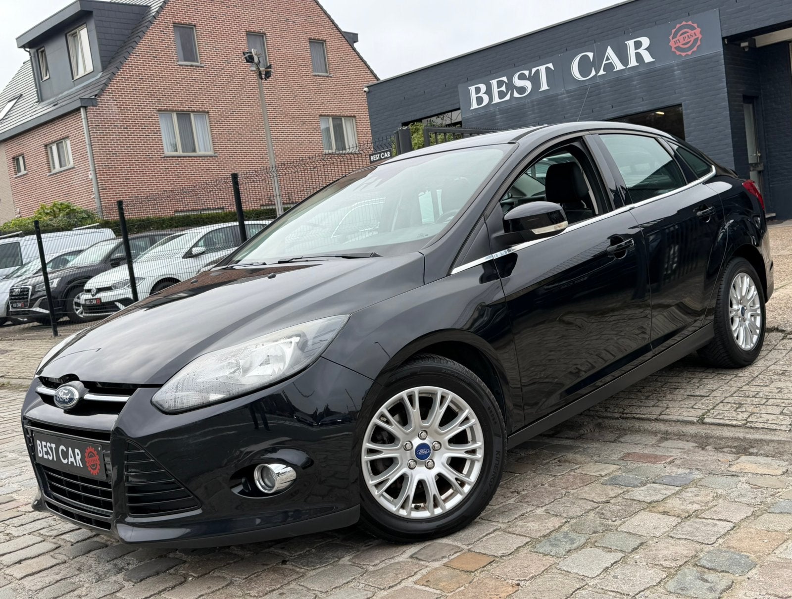 Ford Focus 1.6TDCi * Sedan * Euro5, Auto's, Focus, 4 cilinders, 109 g/km, Zwart