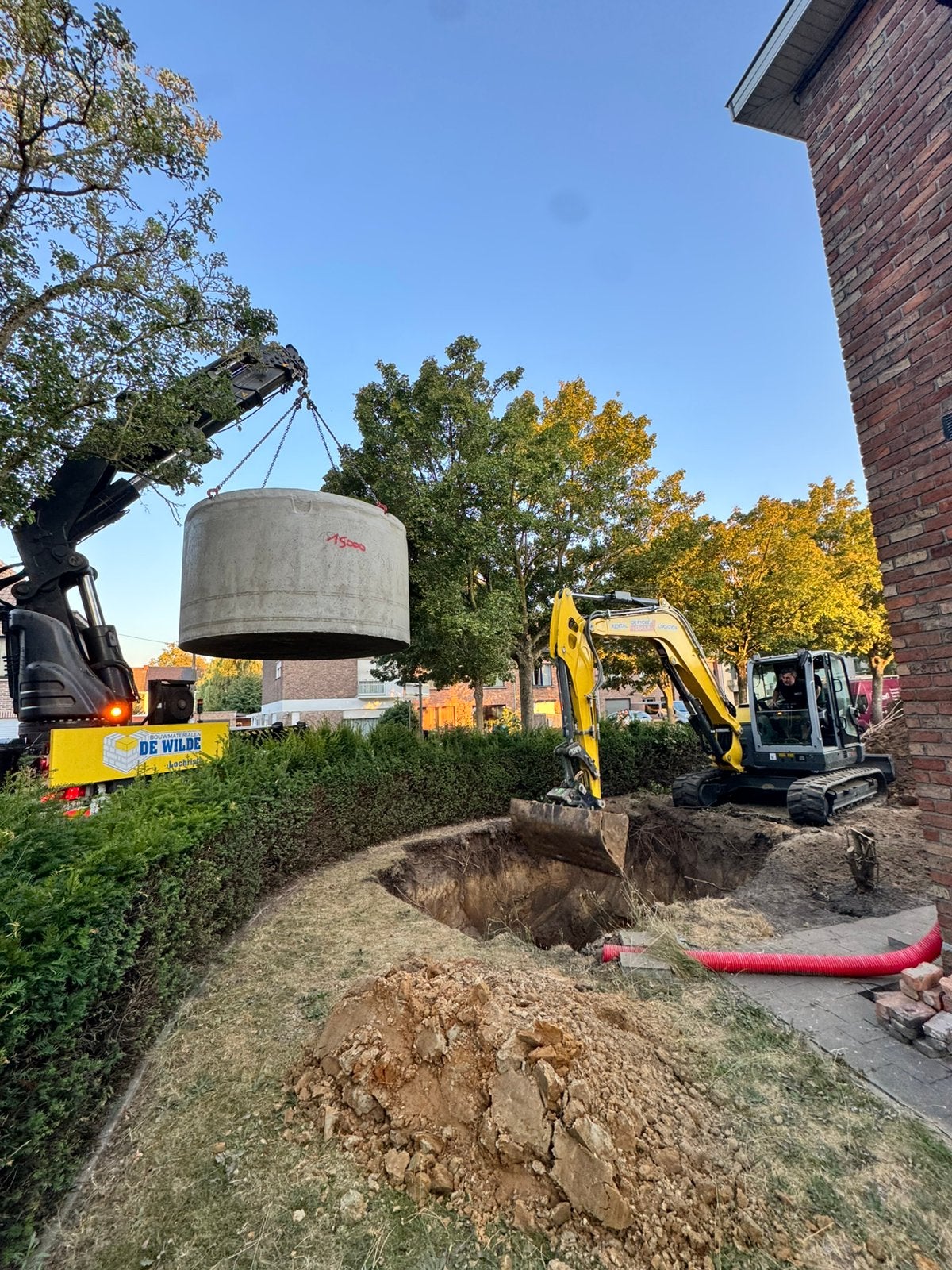 Regenwatertank putten, Diensten en Vakmensen, Tuinmannen en Stratenmakers, Garantie, Tuin- of Vijveraanleg