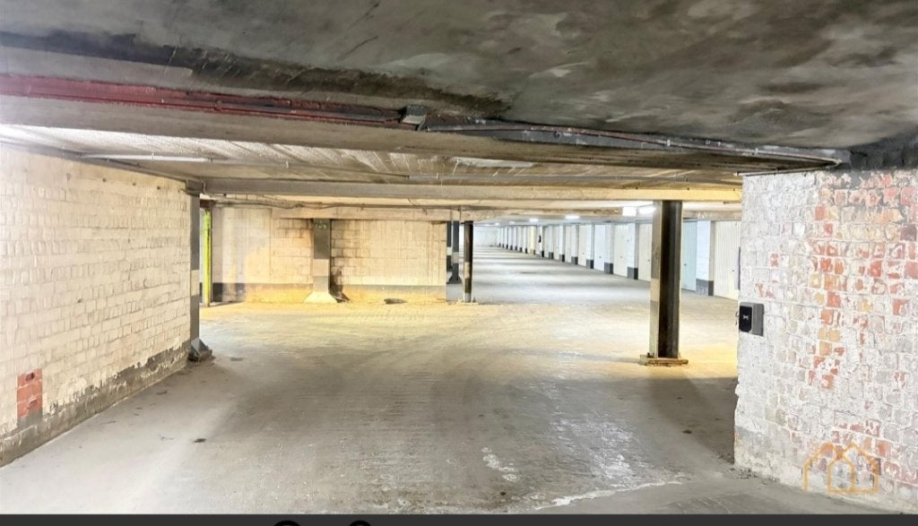Te koop ruime afsluitbare garage box in hartje Turnhout, Immo, Turnhout