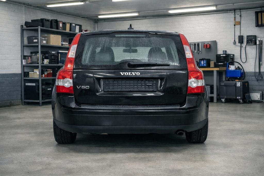Volvo v50 benzine 1.8 zo meenemen, Auto's, Voorwielaandrijving, Beige, Zwart, Leder