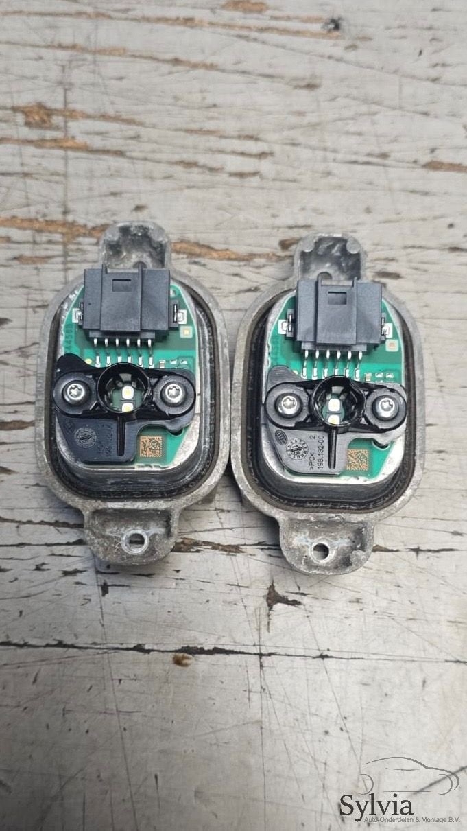 Led dagrijverlichting module BMW 1 serie F20 F21 LCI 6311742, Auto-onderdelen, Verlichting, Gebruikt, Ophalen of Verzenden